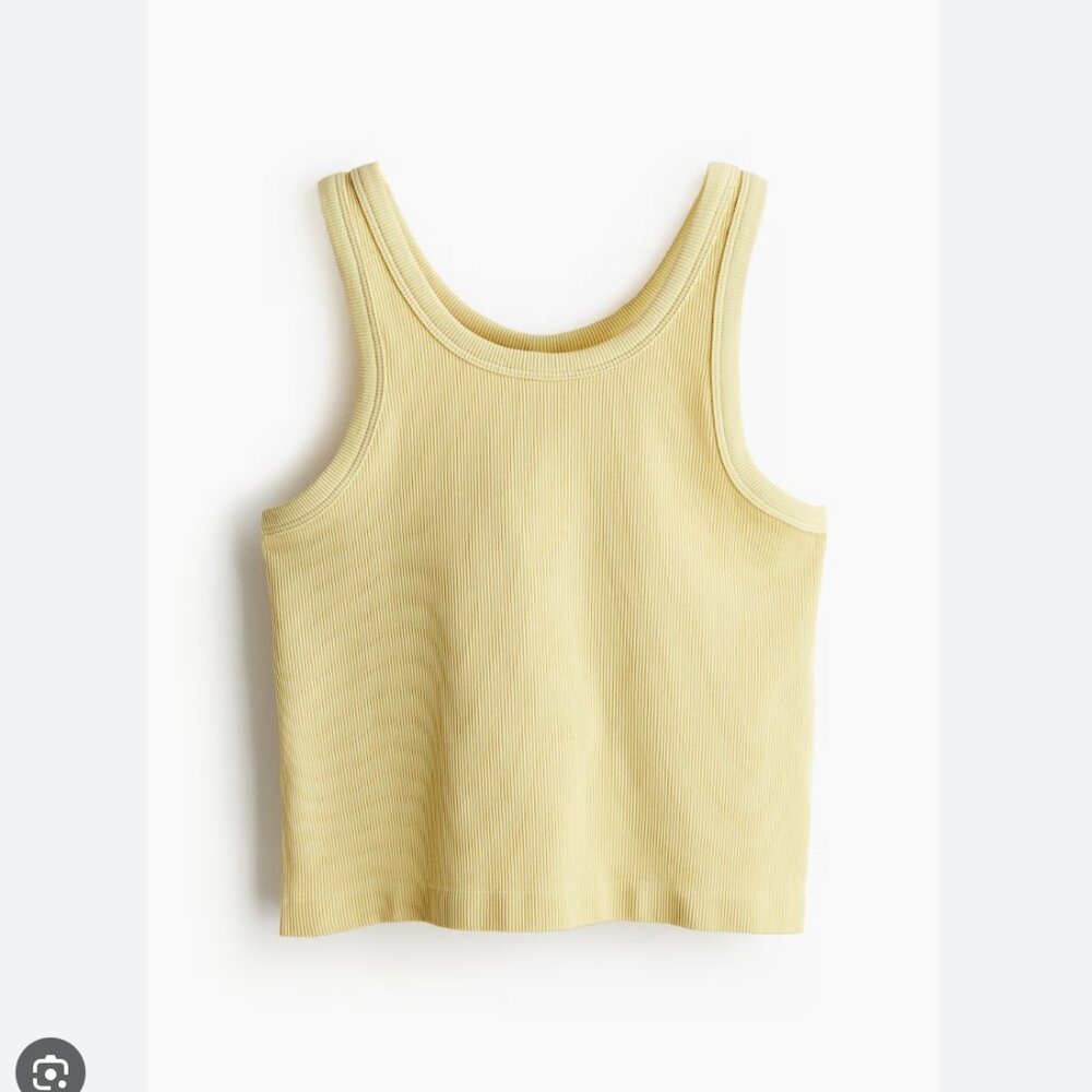 GU Light yellow tank top Size Large NWT